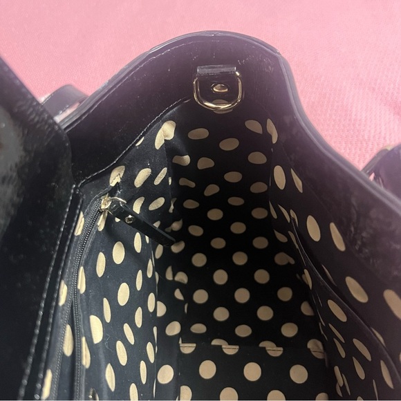 Kate Spade New York Cameron Street Miles Black Patent Leather Shoulder Bag - Picture 9 of 9